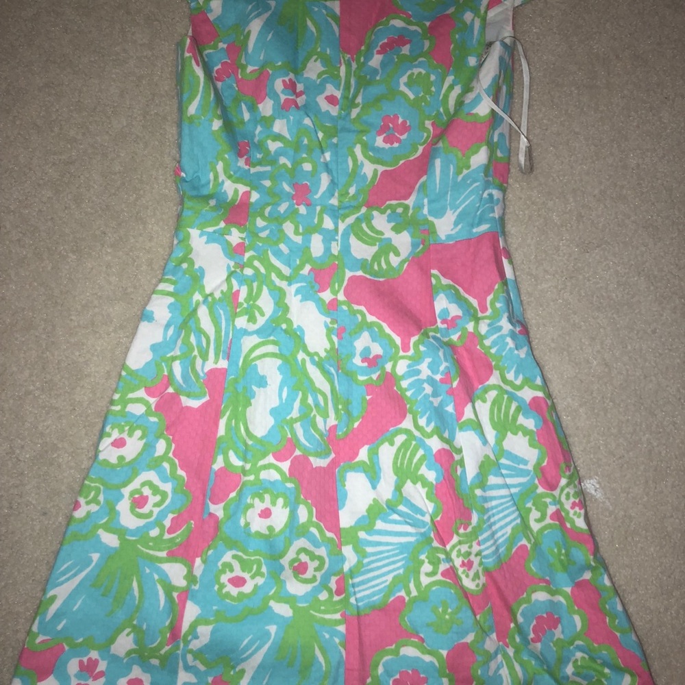 Lilly Pulitzer - Picture 3 of 4
